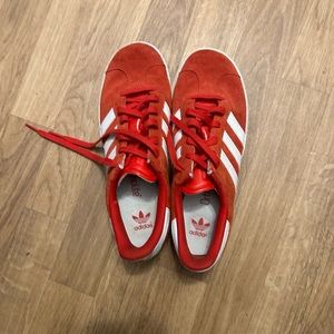 Red Adidas Gazelle - Women’s Size 7